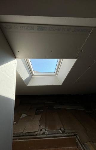 Création d'un vélux