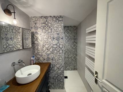 Nouvelle salle de bain dans l'extension (Merville-Franceville Plage 14810)