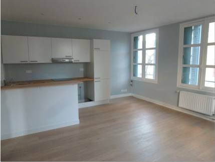 Rénovation d'appartement avec cuisine ouverte sur le salon - Bondy 93