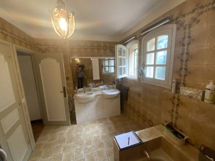 Ancienne salle de bain avant travaux de rénovation - Montpellier 34000