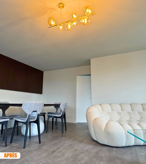 rénovation salle de bain design, mobilier bois sur mesure, éclairage LED et appliques, modernisation appartement Albertville, La Maison des Travaux Albertville