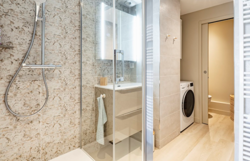 Salle de bain rénovée à Pontarlier.