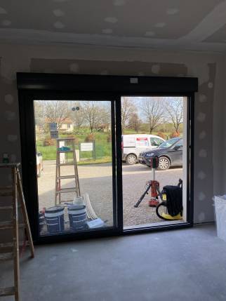 Remplacement de porte de garage par une baie vitrée coulissante - Montauban 82000