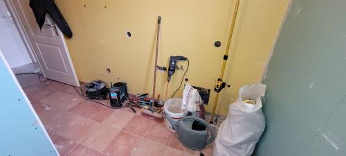 Reprises de plomberie et d'électricité