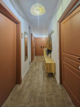Décoration du couloir de l'espace coliving - Montauban 82000