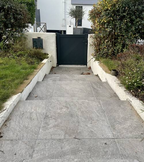allée extérieure