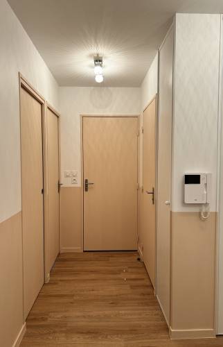 Couloir rénové et modernisé à Bruz