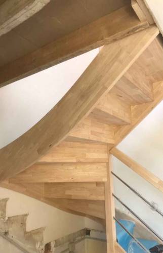 escalier en cours de pose