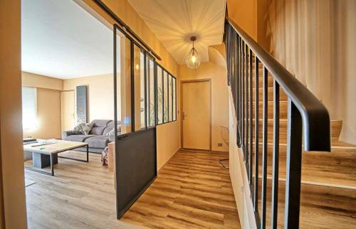 Couloir APRES Verriere porte coulissante DUplex Montgeron