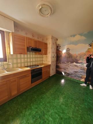 Vue de la cuisine avant travaux