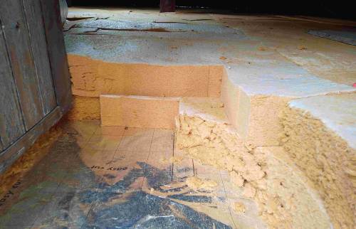 2 couches d'isolant dans les combles perdus