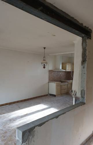 Avant travaux dans le salon d'une maison 