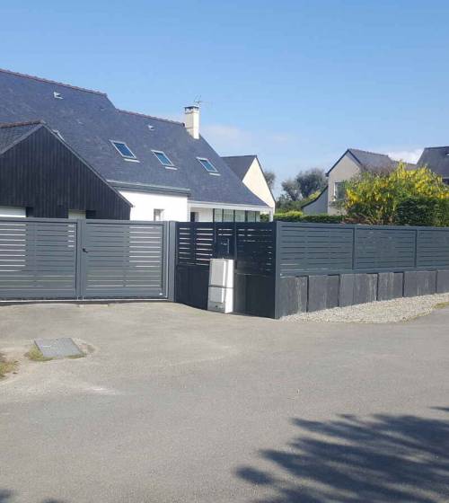 Création portail et clôture aluminium à Saint-Lunaire