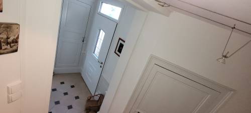 La porte d'entrée - vue intérieure