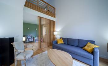 La mezzanine vue du salon