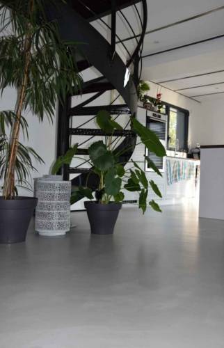 Rénovation d’un revêtement de sol à Seyssel La Maison Des Travaux d'Annemasse