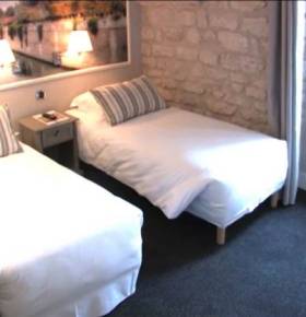 Rénovation des chambres d'un hôtel par l'agence de Joué-lès-Tours