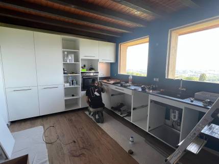 Installation d’une cuisine sur mesure à Porte-de-Savoie 