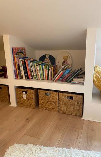 Rangement sous pente