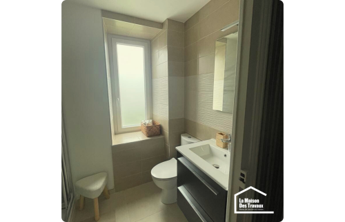 petite salle de bain 