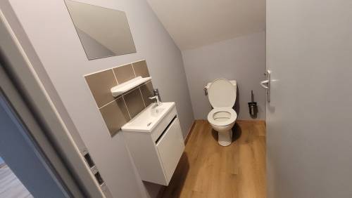 Les toilettes de l'étage