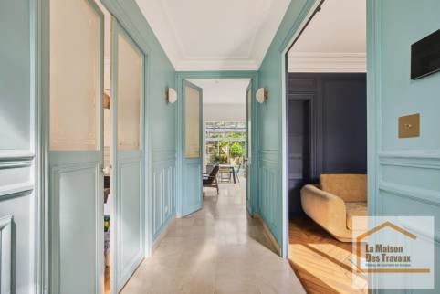 renovation-couloir-boiseries-peintes-asnieres
