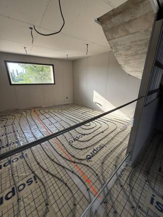  Installation de chauffage avec pose d'un plancher chauffant - Alixan 26300
