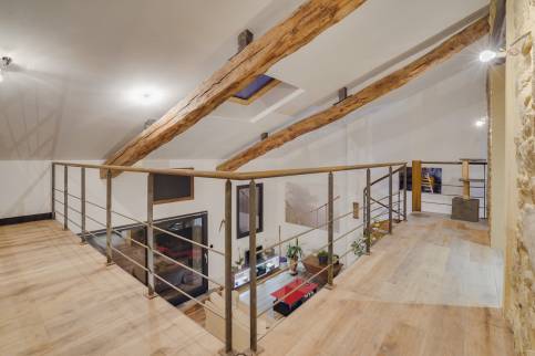 Réhabilitation d'une maison de village dans le Val de Saône, Lyon Ouest - Travaux d'isolation thermique, electricité, plomberie, chauffage