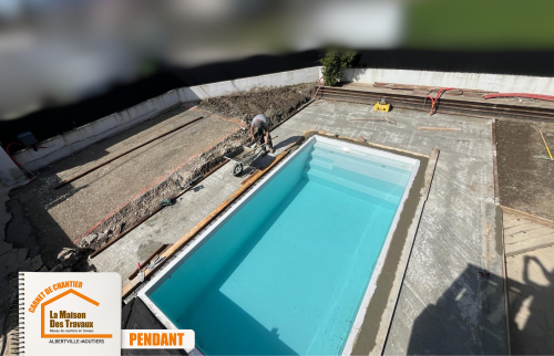 Piscine coque Albertville, Aménagement extérieur Savoie, Pompe filtration piscine, Revêtement piscine résistant, Jardin piscine Savoie, Piscine enterrée prix, Accessoires piscine Albertville