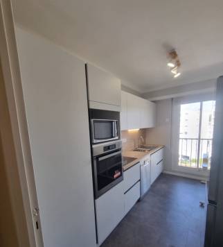 Nouvelle cuisine rénovée dans un appartement - Nantes 44
