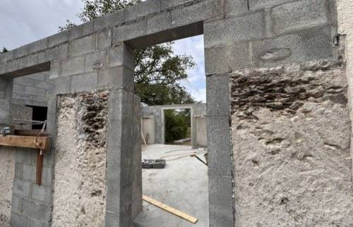 Rénovation & Surélévation partielle de la toiture – La Haie-Fouassière (44690)  Projet en cours