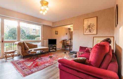 Rénovation totale d'un appartement à Chatenay Malabry le coin repas