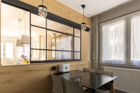Création d'une verrière intérieure coulissante, appartement Ecully