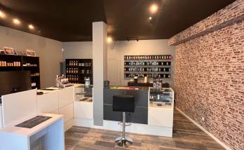 Rénovation local commercial  accueillant de style industriel