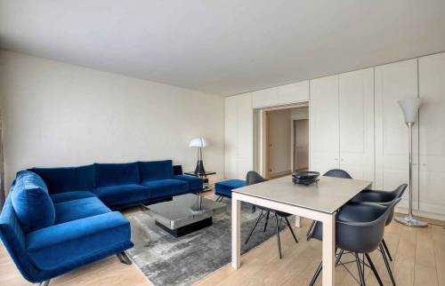 Aménager un salon à Paris étoile