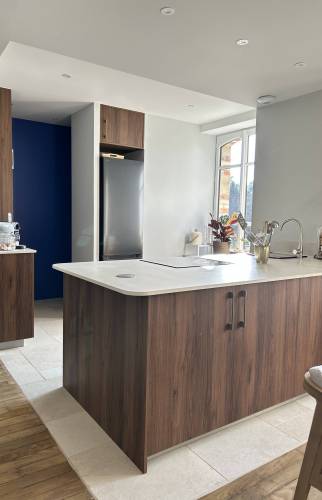 Cuisine terminée avec nouveau carrelage 