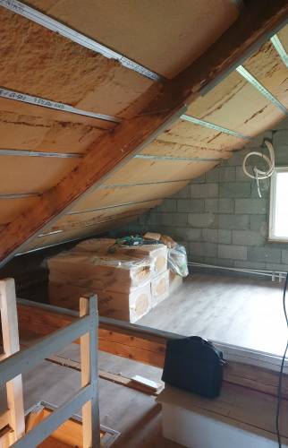 Rénovation de combles aménagées (69340 FRANCHEVILLE)