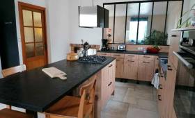 Vue d'ensemble sur la cuisine