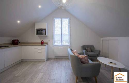 Piece de vie apres travaux dont cuisine