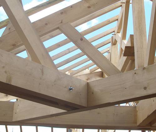 Rénovation charpente en bois Libourne