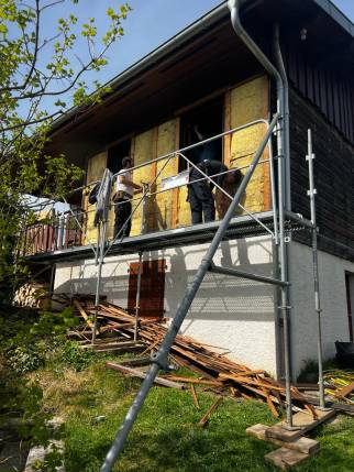 Dépose d'une façade à Porte de Savoie