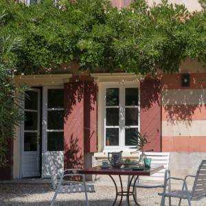 Façade extérieure de la maison bourgeoise rénovée à Oullins par Anne Rose BOUYER