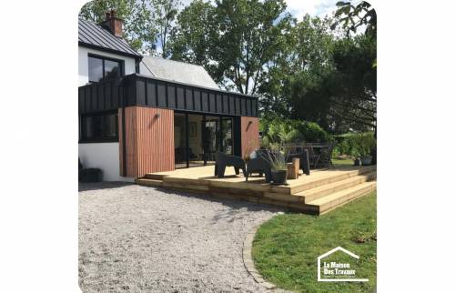 Création d'une terrasse et d'une extension en bois 