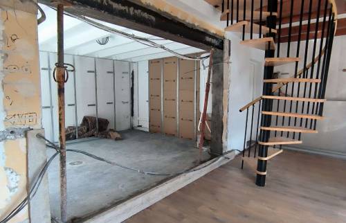 Rénovation en cours d'une maison avec réagencement des pièces 1