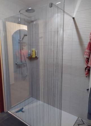 Salle de bain, paroi de verre à Riedisheim