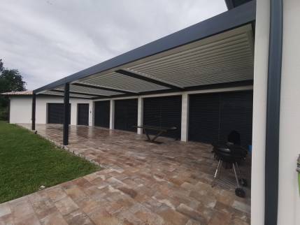 Installation d'une pergola bioclimatique sur une terrasse - Montauban 82000