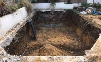 Terrassement à 1,5 mètres pour accueillir la piscine - Nantes 44