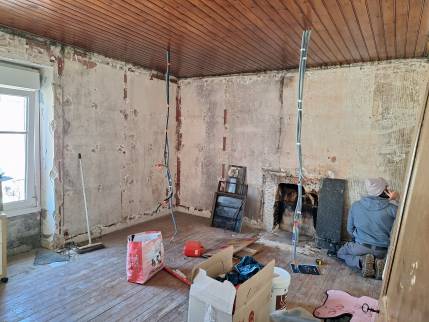 Chambre d'adulte à l'étage avant travaux de rénovation de maison - Pornic 44210