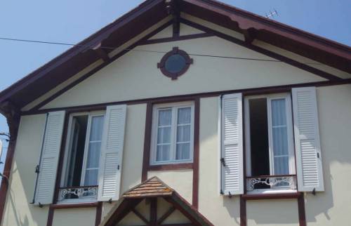 Rénovation de façade d'une maison en bord de mer dans le Calvados