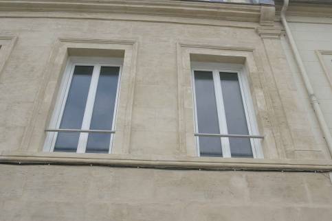 Ravalement d'une façade en pierre de taille à Luc-sur-Mer (14530)